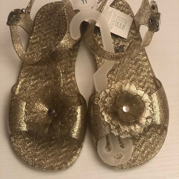 Toddler Girls Gold Glitter Sandel Size 11 - Picture 2 of 3